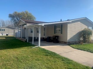Country Meadows, Flat Rock, MI 48134