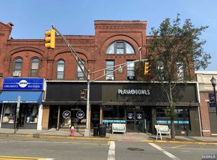 82 Park Ave #1, Rutherford, NJ 07070