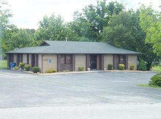 1429 Hazel Ave, Carthage, MO 64836