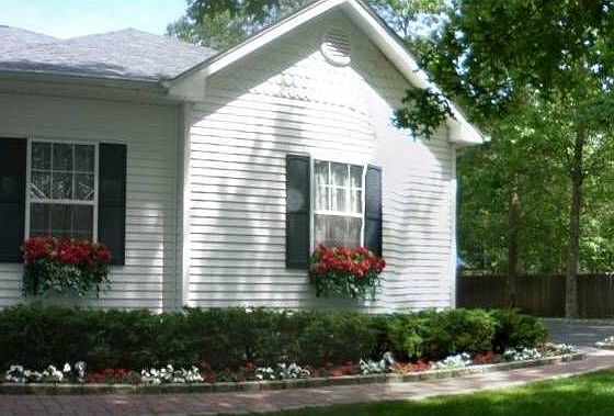 1st image of 73 Bauer Ave