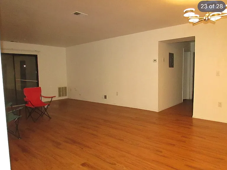 102 Sharon Garden Ct #102 — Photo 17