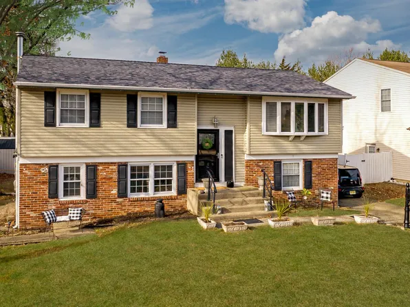 4 Timber Dr, Barrington, NJ 08007