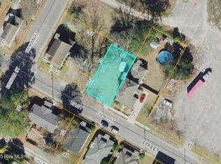 40 E 2nd St, Washington, NC 27889