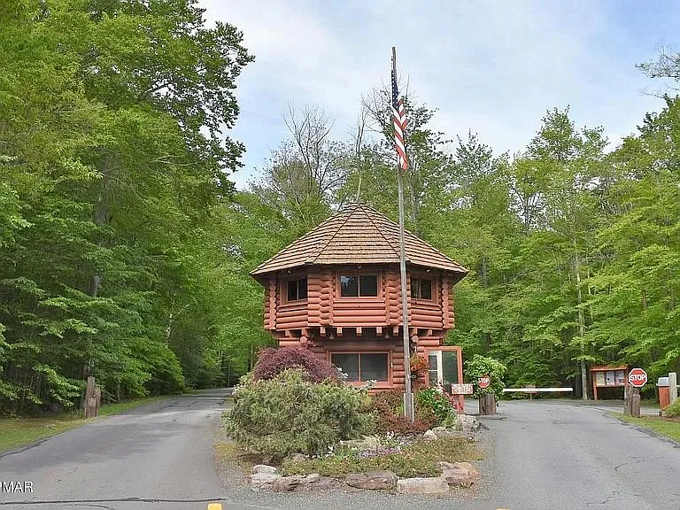 154 Tanglewood Dr — Photo 41