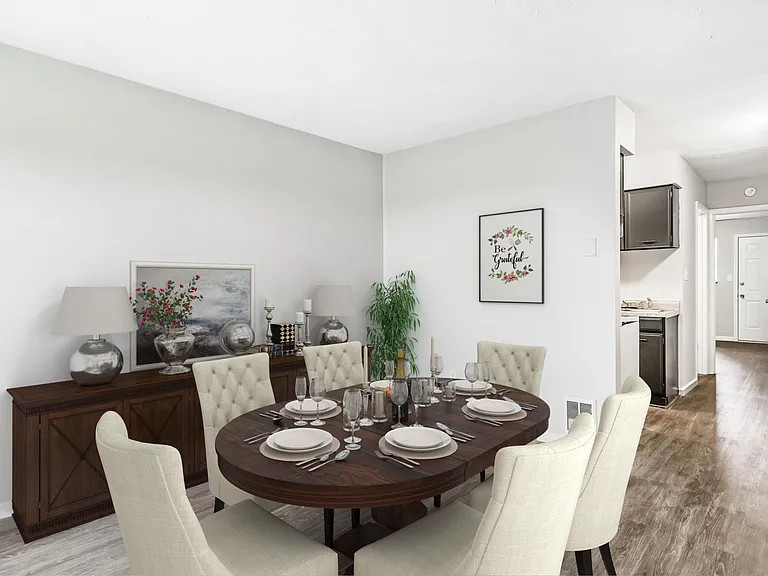 The Meridian Apartments — Photo 2