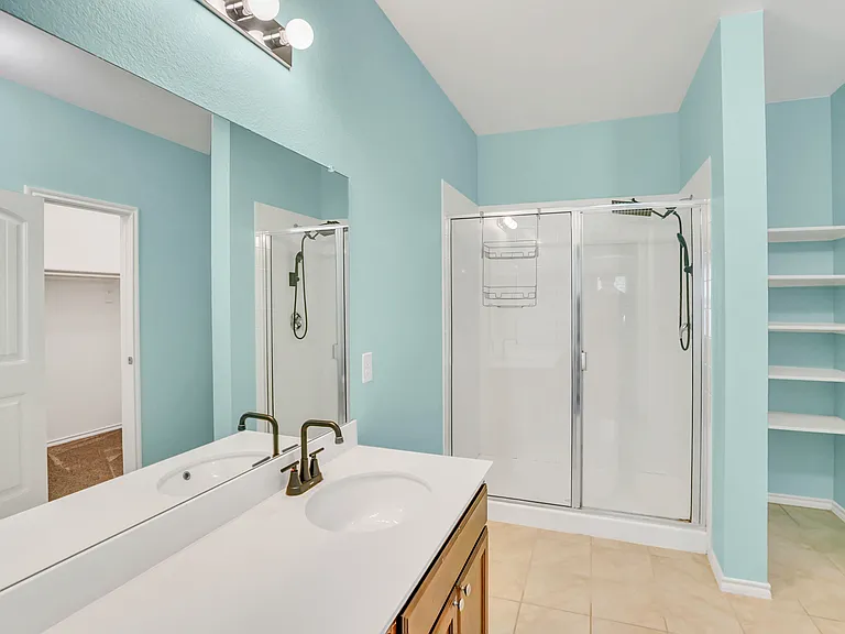 1535 Meadowlake Dr — Photo 12
