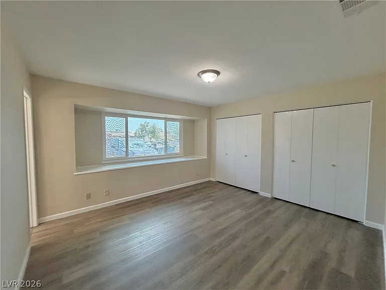 204 Breeze St — Photo 18