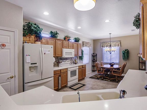 3rd image of 16749 W Aspen View Dr