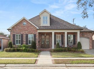 3112 Ridgeway Dr, Metairie, LA 70002