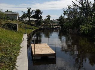 847 Hydrangea Dr, North Fort Myers, FL 33903