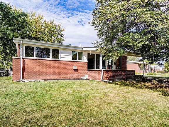 2nd image of 3313 Delaney St