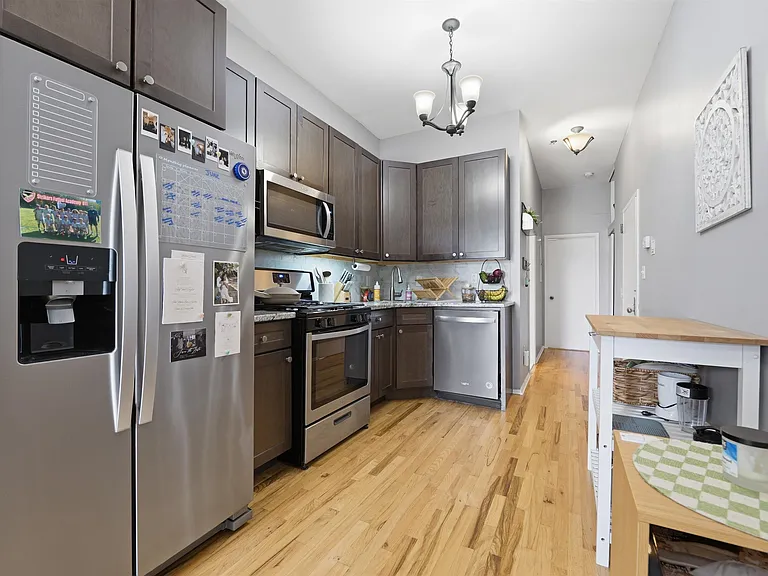 805 Park Ave #5R — Photo 6
