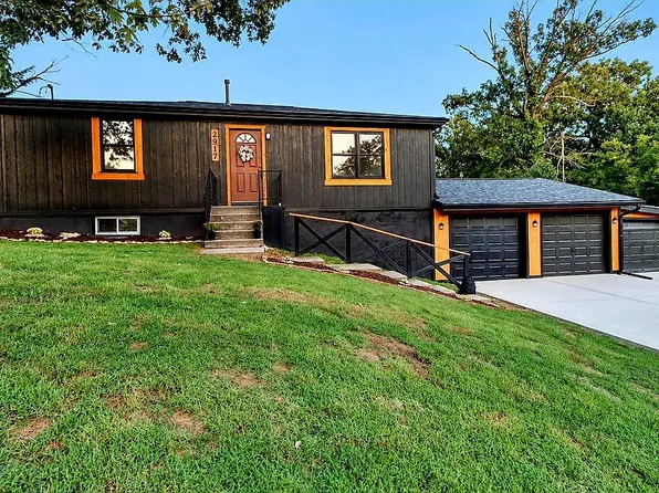 2917 Stark Ave, Kansas City, MO 64129