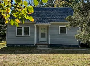 71 Heath Ave, Oakhurst, NJ 07755