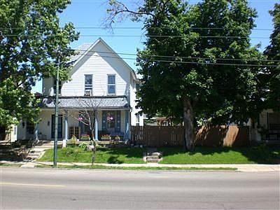 1st image of 614 Troy St