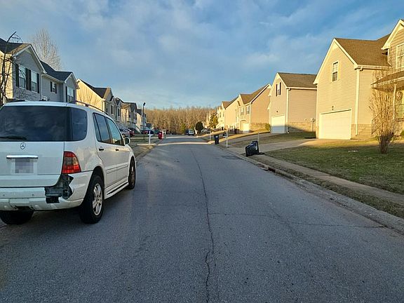 4th image of 1361 Mutual Dr