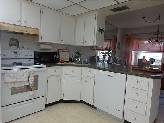 4th image of 1655 S Highland Ave APT G160