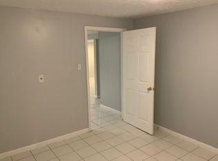 808 Stuart St, Eden, NC 27288
