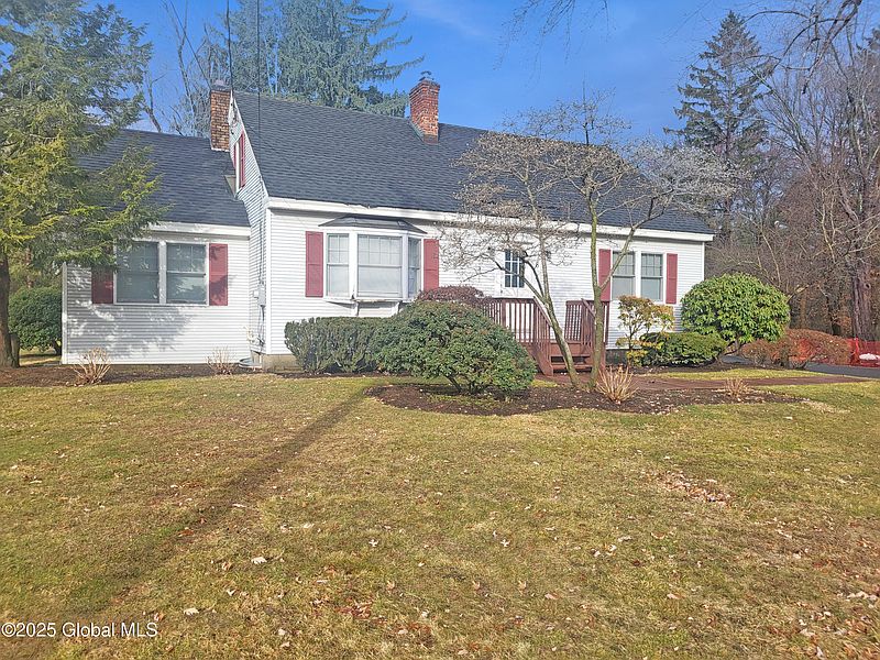 2nd image of 8 Vagele Lane