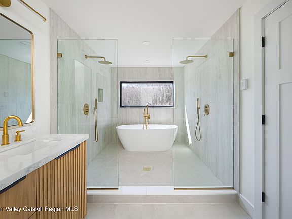 4th image of 119 Bakertown Road