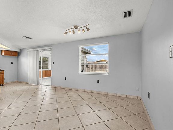 4th image of 1141 MAYBURY DRIVE