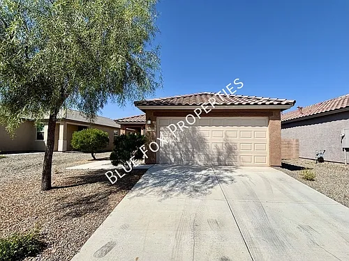 8823 E Stone Meadow Cir Photo 1