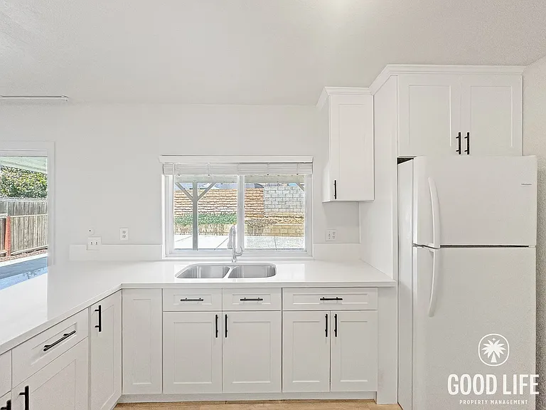 1311 Carnell Ct — Photo 7