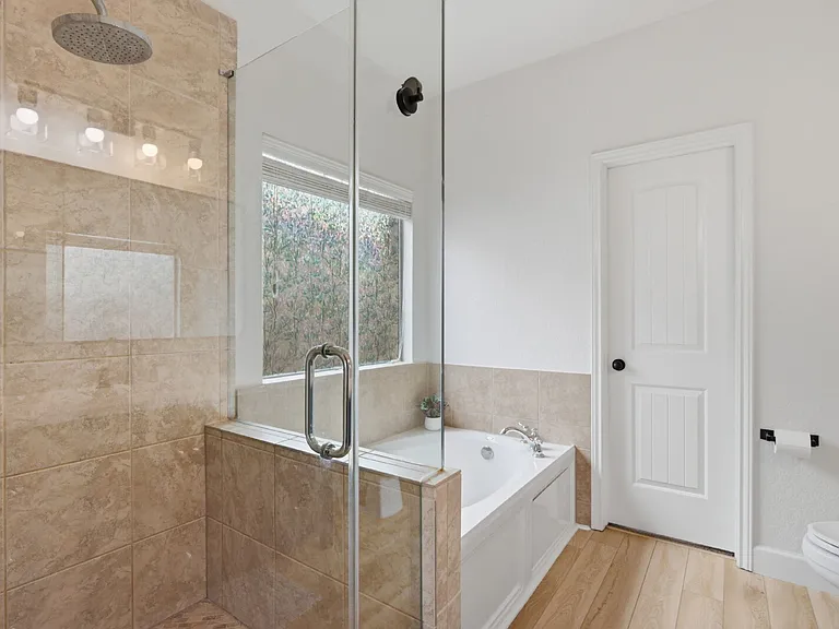 14002 Bella Donna — Photo 15