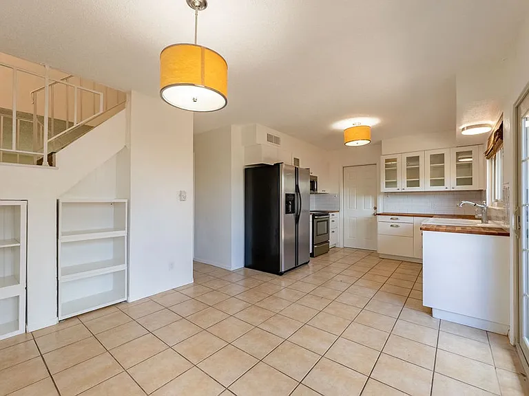 9604 Blue Creek Ln — Photo 8