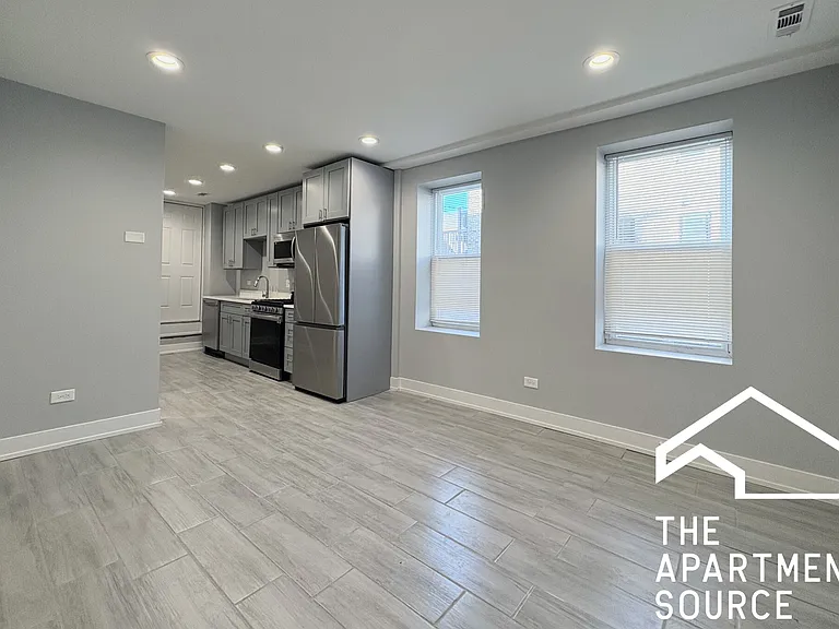 926 W 32nd Pl #BR — Photo 5