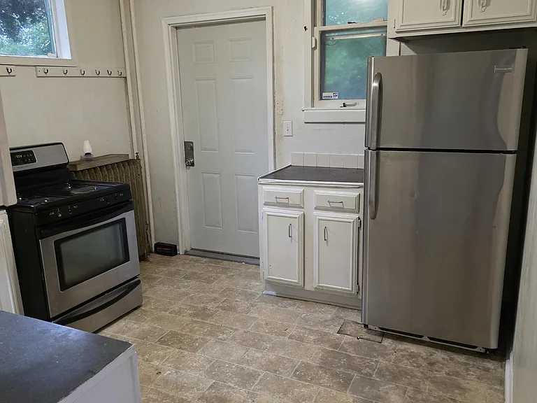 678 Ohio St #1 — Photo 17