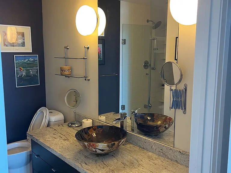 1 Hurontario St #1108 — Photo 31