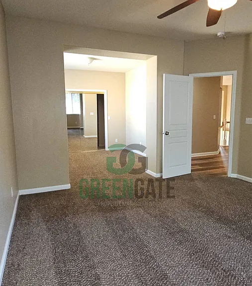 571 Zurich Dr — Photo 35