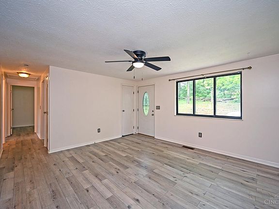 5th image of 2602 Hunt Rd
