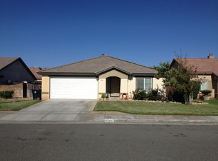 1560 Whiterock Ln, Hemet, CA 92545