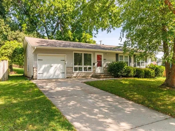 811 W Union Cir, Independence, MO 64050