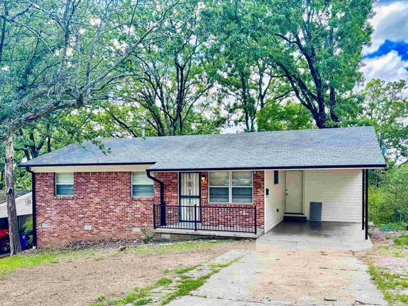 704 W 56th St, North Little Rock, AR 72118