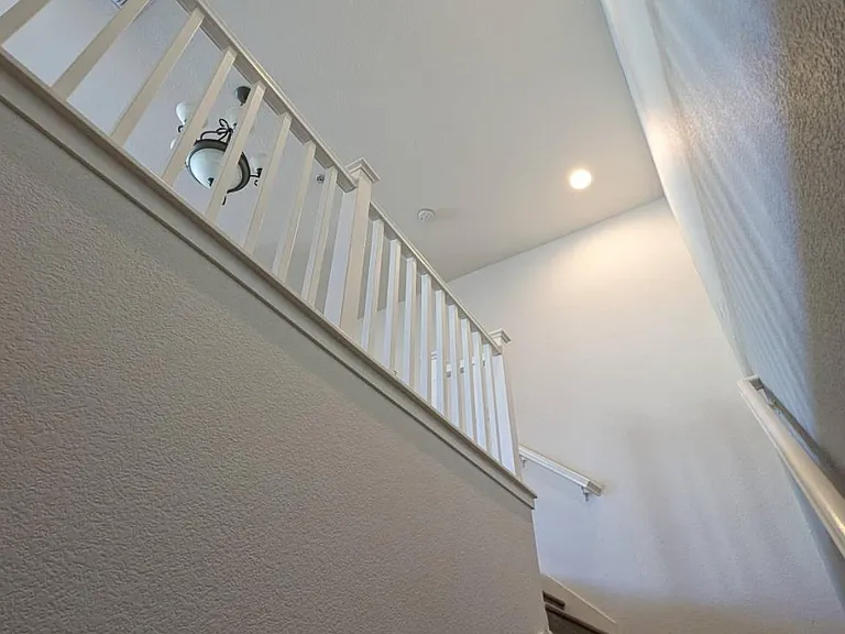 1815 Nancy Ln — Photo 4