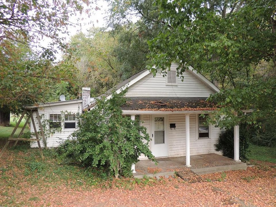 1st image of 400 Clay St