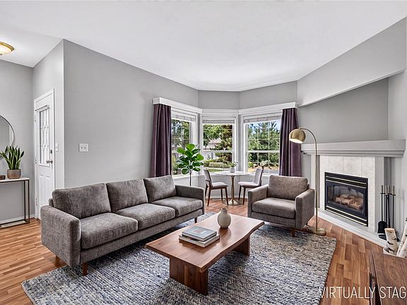 3rd image of 5712 Quarry Cres