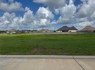 332 Sophia Dr, Luling, LA 70070
