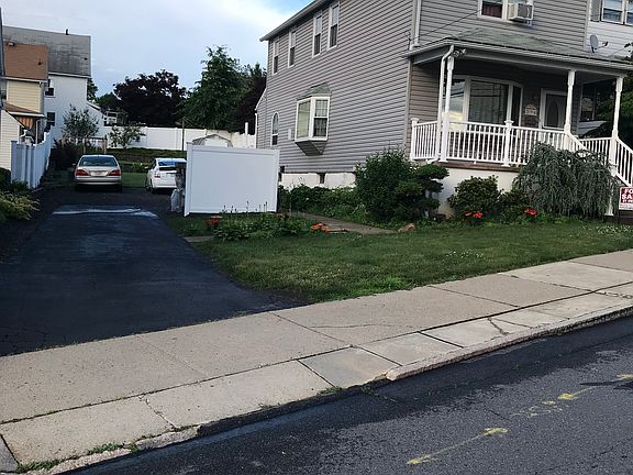 4th image of 274 Lehigh St