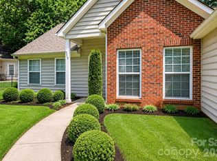 6213 Nevin Rd, Charlotte, NC 28262
