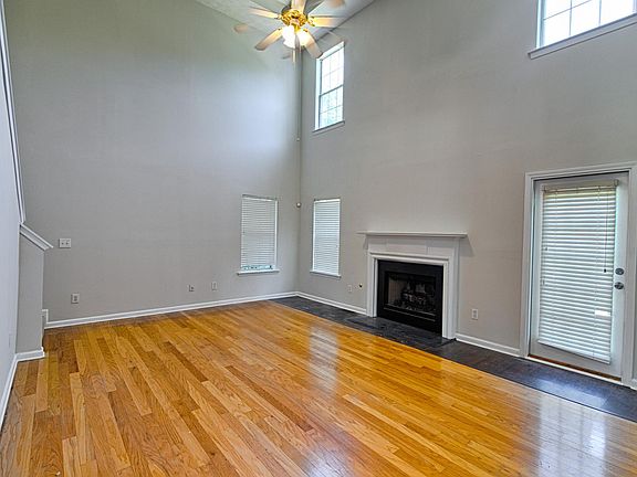 5th image of 1775 Courtyard Ln