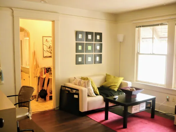 227 NW 11th St #6, Corvallis, OR 97330