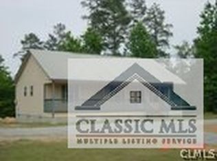 3257 Union Point Rd, Union Pt, GA 30683