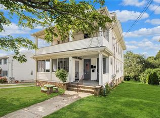 52 Oak St, Westerly, RI 02891