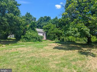 1741 Burl Jacksonville Rd, Bordentown, NJ 08505