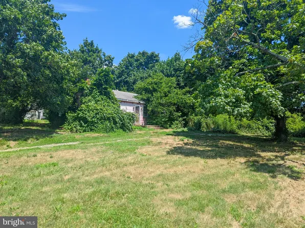 1741 Burl Jacksonville Rd, Bordentown, NJ 08505