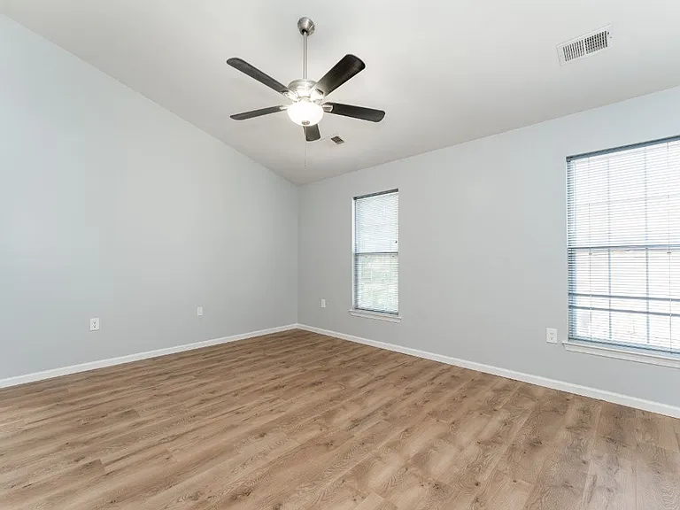 2383 Laconia Ct — Photo 23